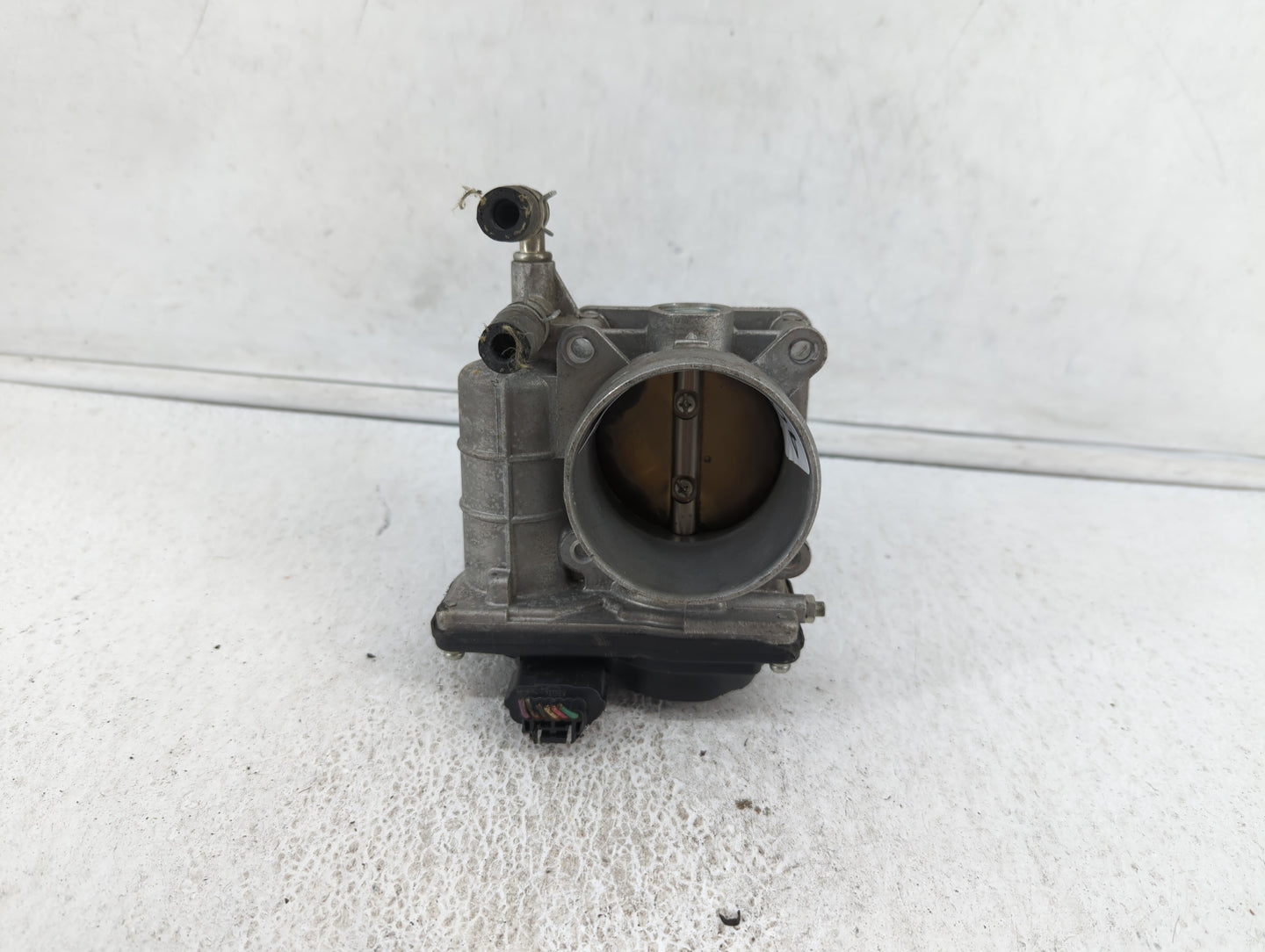 2014-2017 Infiniti Qx50 Throttle Body P/N:526-02 RME60-16 Fits OEM Used Auto Parts - Oemusedautoparts1.com