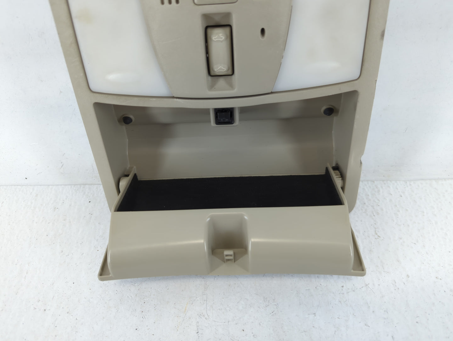 2014-2017 Infiniti Qx50 Overhead Roof Console - Oemusedautoparts1.com