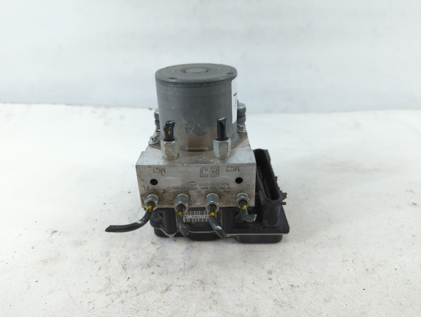 2016-2017 Infiniti Qx50 ABS Pump Control Module Replacement P/N:47660 6WA0A 0 265 252 665 Fits Fits 2016 2017 OEM Used Auto 