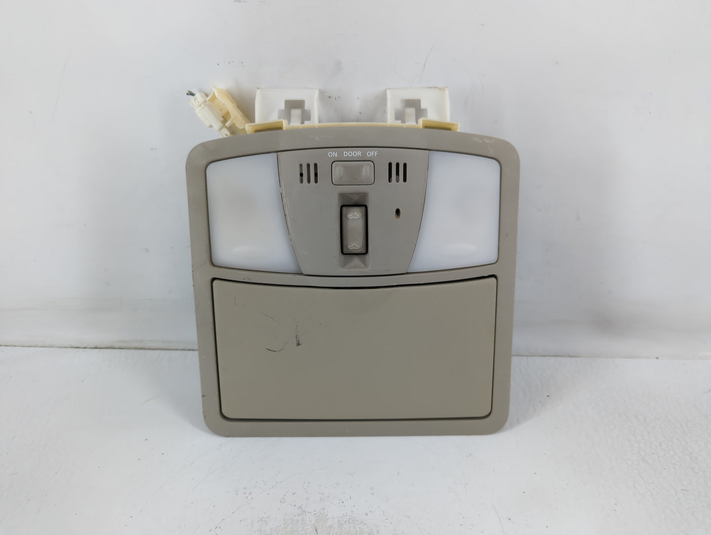 2014-2017 Infiniti Qx50 Overhead Roof Console 761925 - Oemusedautoparts1.com