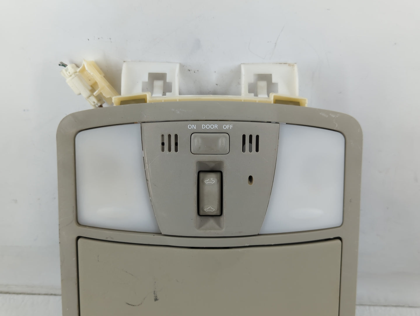 2014-2017 Infiniti Qx50 Overhead Roof Console 761925 - Oemusedautoparts1.com