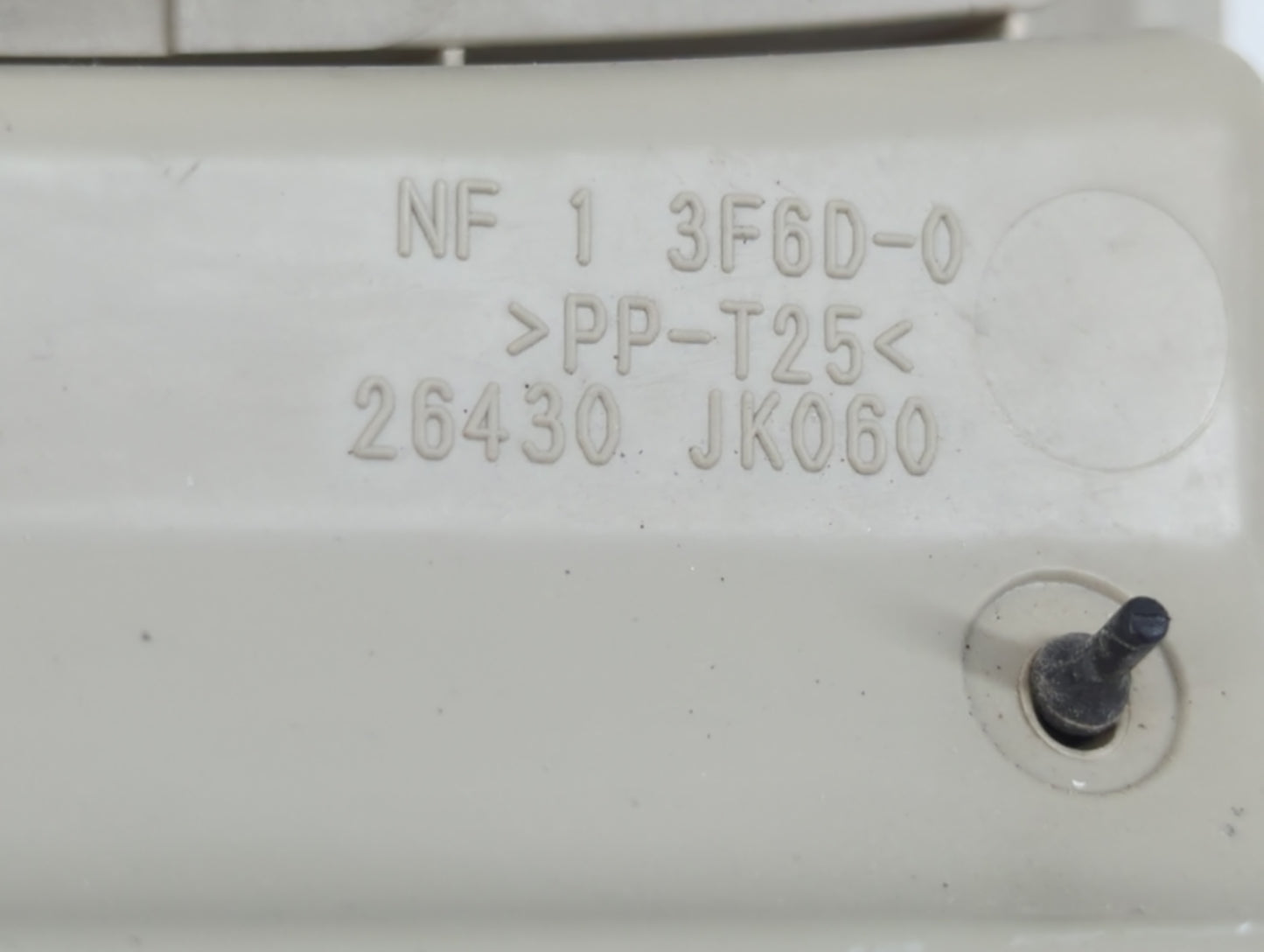 2014-2017 Infiniti Qx50 Overhead Roof Console 761925 - Oemusedautoparts1.com