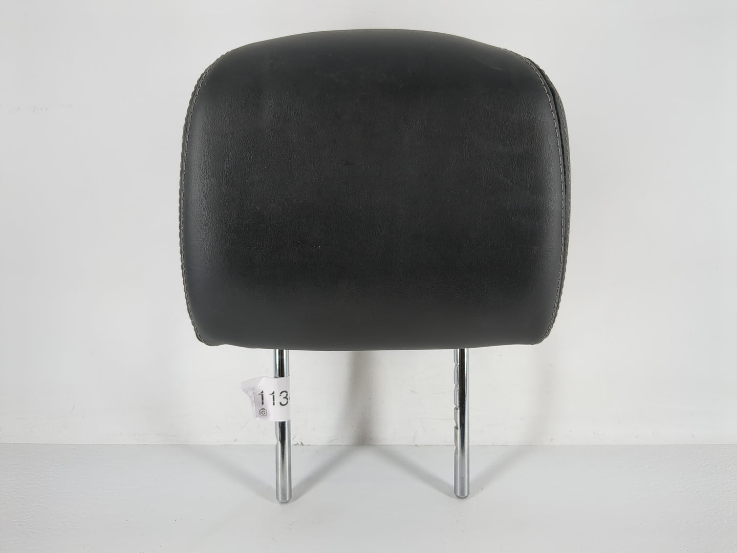 2016-2018 Infiniti Qx60 Headrest Head Rest Front Driver Passenger Seat Fits Fits 2016 2017 2018 OEM Used Auto Parts - Oemuse