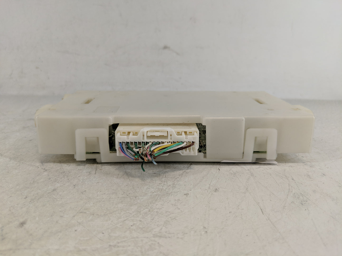 2016-2016 Infiniti Qx60 Temperature Control Module 27760 9nc6a - Oemusedautoparts1.com
