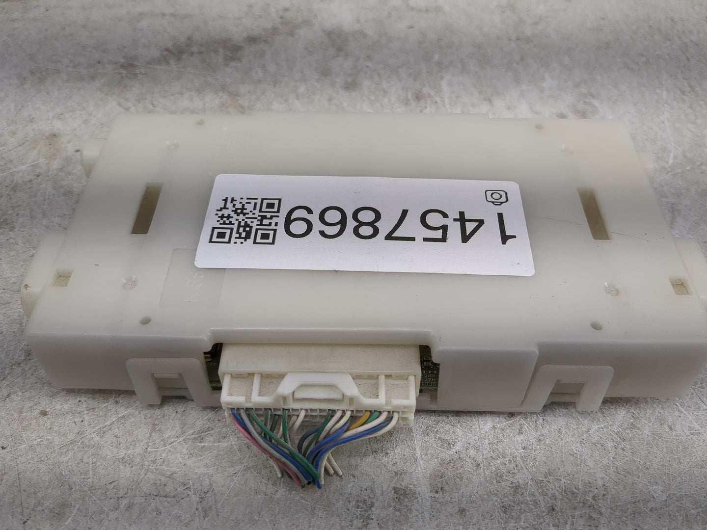 2015-2015 Infiniti Qx60 Temperature Control Module 1457869 - Oemusedautoparts1.com