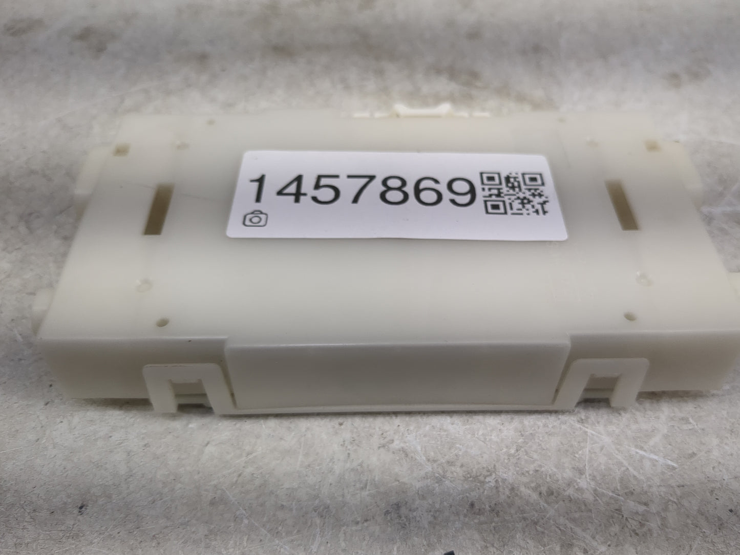 2015-2015 Infiniti Qx60 Temperature Control Module 1457869 - Oemusedautoparts1.com