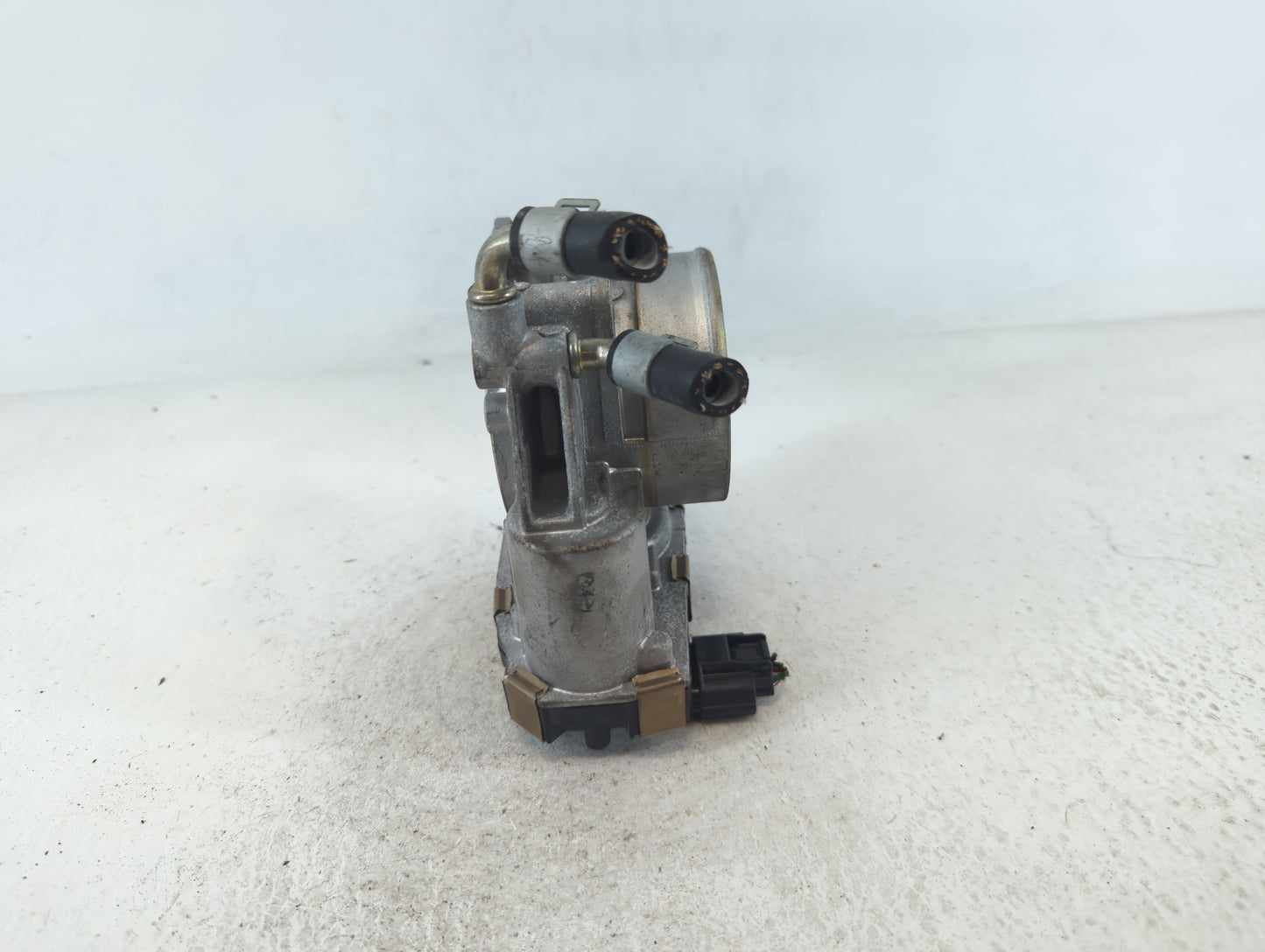2015-2016 Infiniti Qx60 Throttle Body P/N:RME70-50 Fits Fits 2015 2016 2017 2018 2019 2020 2021 2022 OEM Used Auto Parts - O