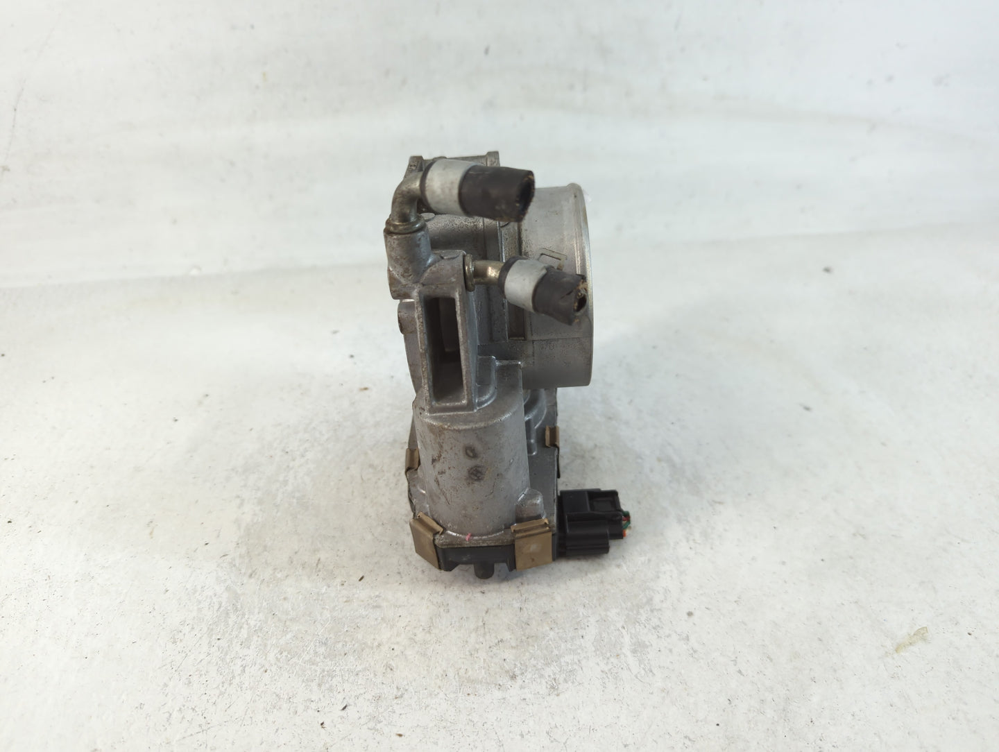 2015-2016 Infiniti Qx60 Throttle Body P/N:RME70-50 Fits Fits 2015 2016 2017 2018 2019 2020 2021 2022 OEM Used Auto Parts - O