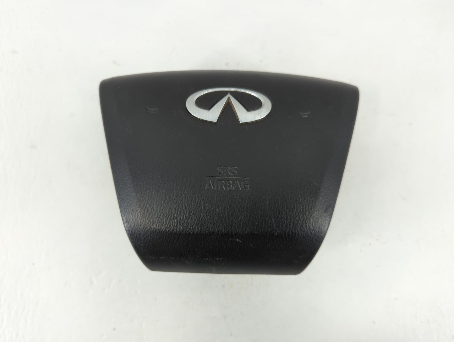 2015-2017 Infiniti Qx80 Air Bag Driver Left Steering Wheel Mounted P/N:8F3CFC80817 Fits Fits 2015 2016 2017 OEM Used Auto Pa