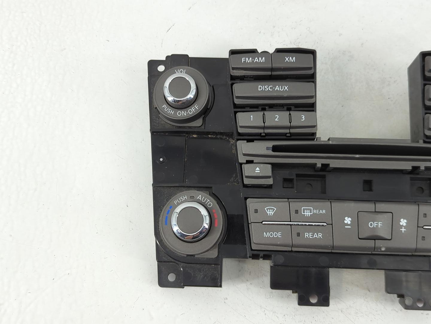2014-2017 Infiniti Qx80 Radio Control Panel - Oemusedautoparts1.com