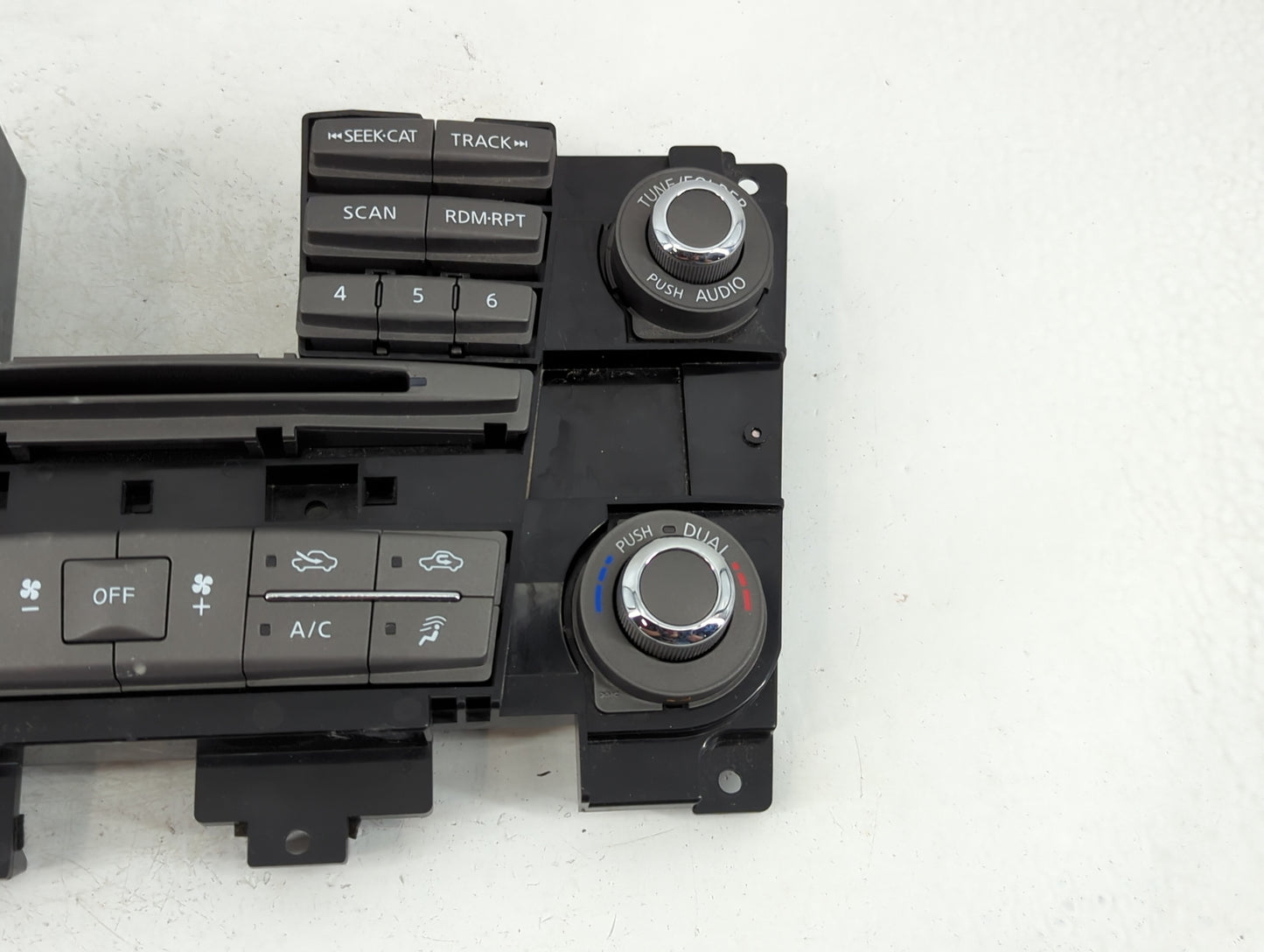 2014-2017 Infiniti Qx80 Radio Control Panel - Oemusedautoparts1.com