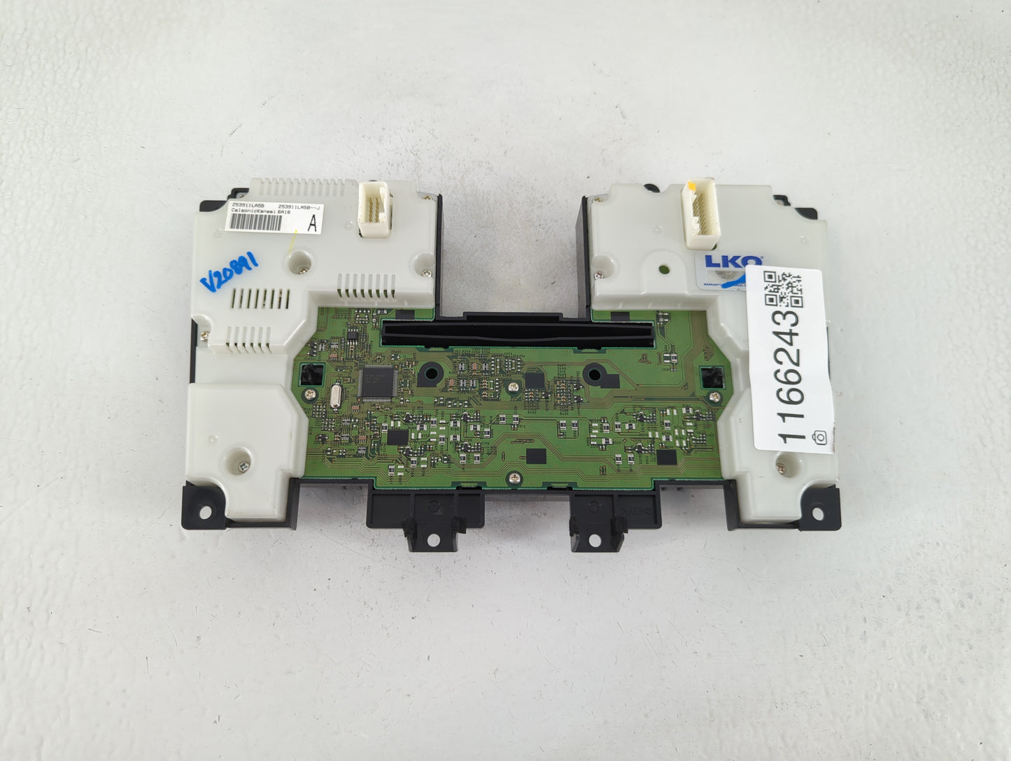 2014-2017 Infiniti Qx80 Radio Control Panel - Oemusedautoparts1.com