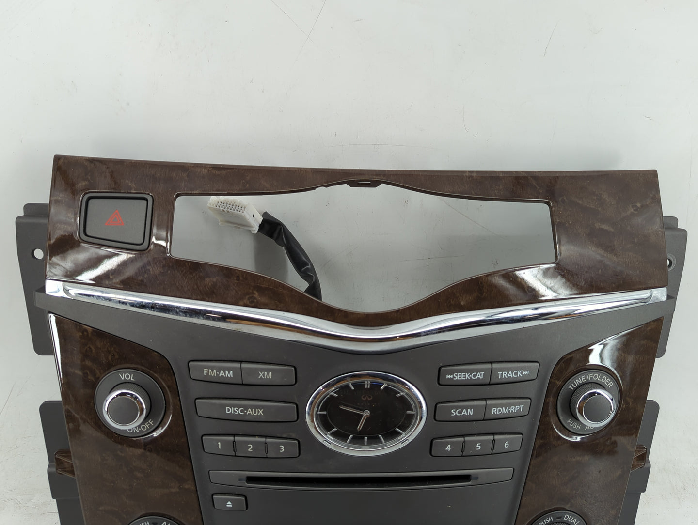2014-2017 Infiniti Qx80 Radio Control Panel - Oemusedautoparts1.com