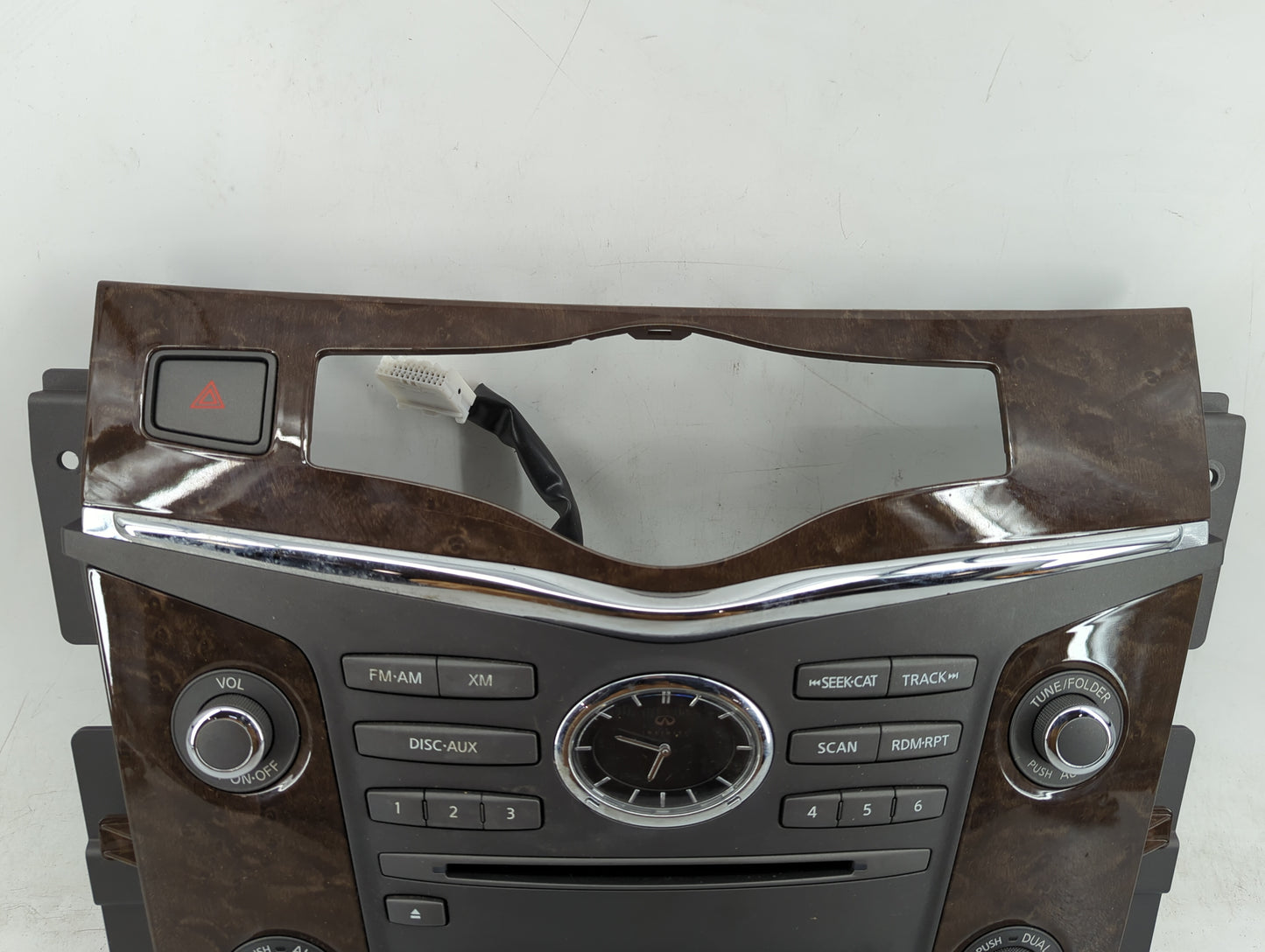 2014-2017 Infiniti Qx80 Radio Control Panel - Oemusedautoparts1.com