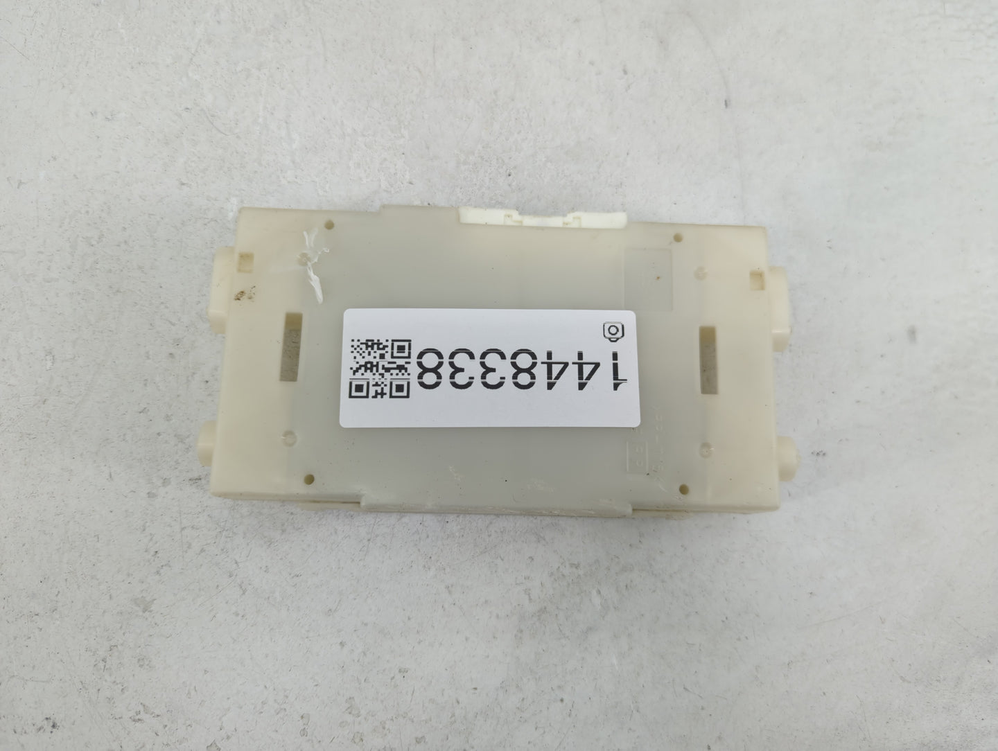 2016 Infiniti Qx80 Radio AM FM Cd Player Receiver Replacement P/N:27760 5ZA2A 277605ZA2A--C Fits OEM Used Auto Parts - Oemus