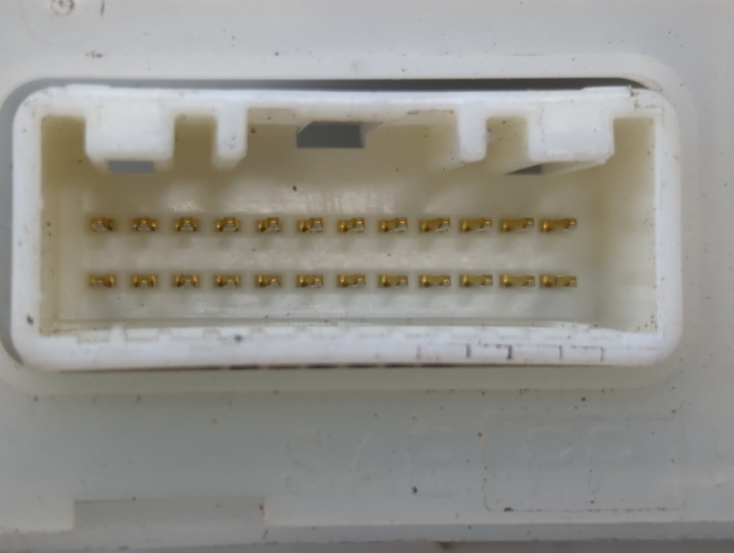 2014-2016 Infiniti Qx80 Chassis Control Module Ccm Bcm Body Control - Oemusedautoparts1.com