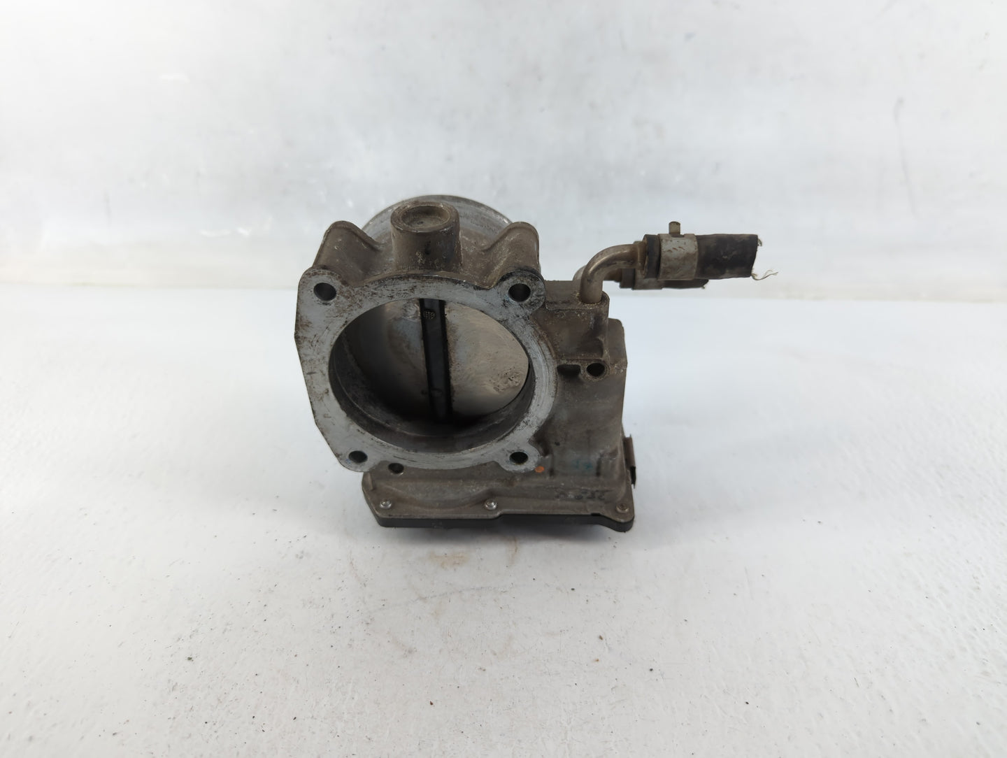 2016 Infiniti Qx80 Throttle Body P/N:1LA76-01 E Fits OEM Used Auto Parts - Oemusedautoparts1.com