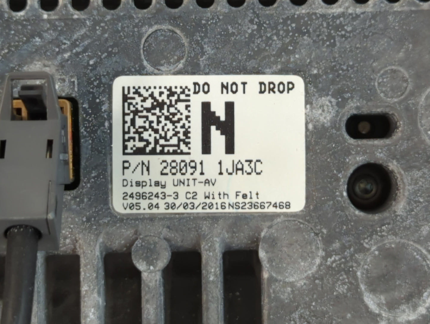 2015-2017 Infiniti Qx80 Information Display Screen - Oemusedautoparts1.com