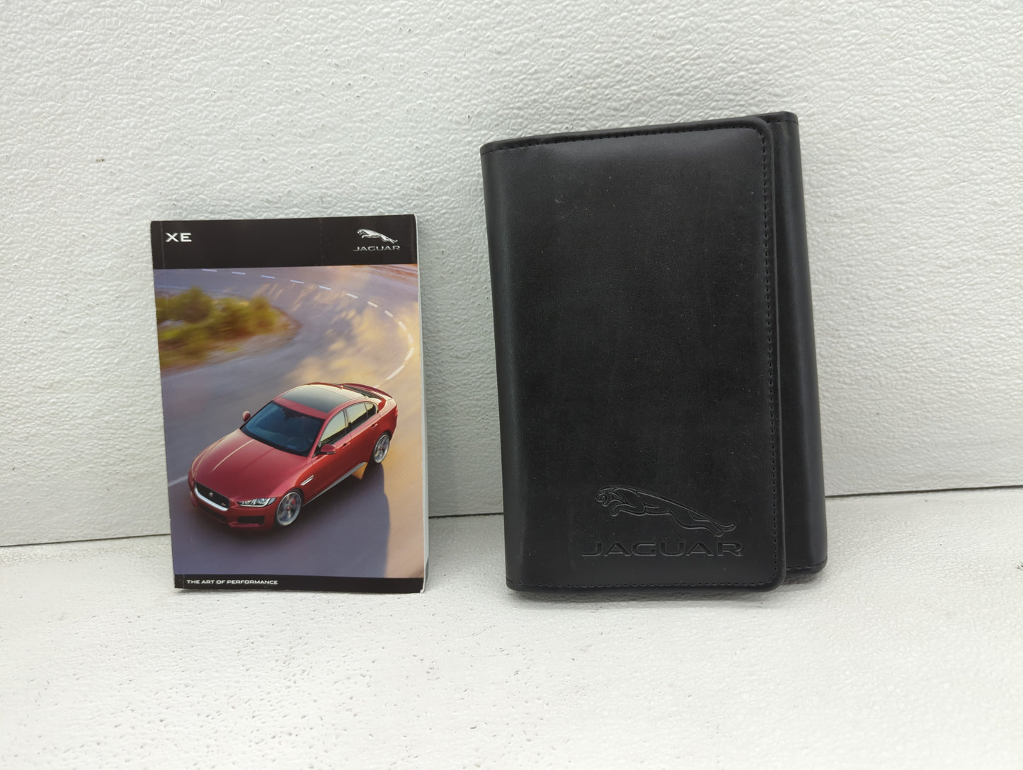 2016 Jaguar Xe Owners Manual Book Guide OEM Used Auto Parts - Oemusedautoparts1.com