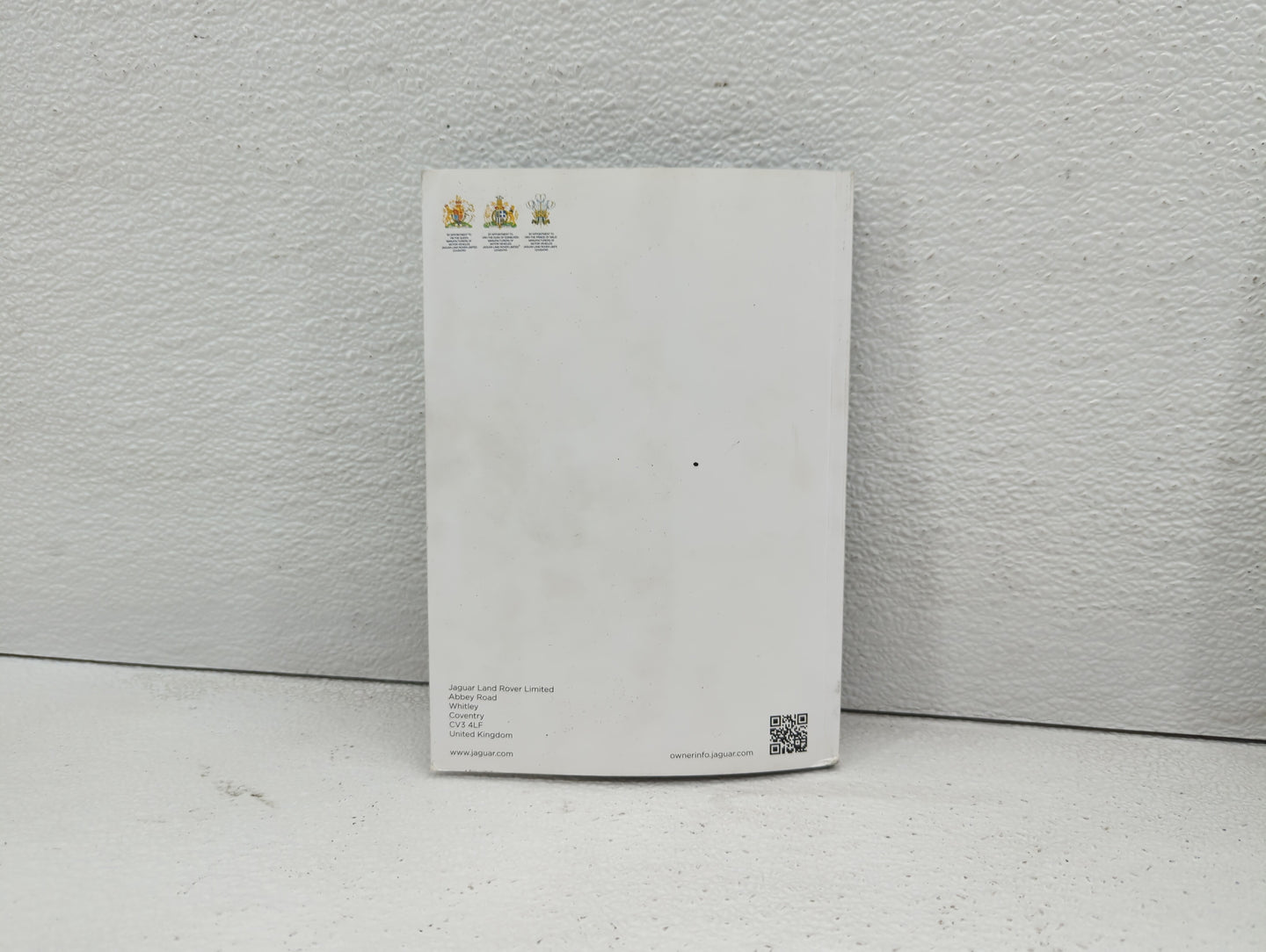 2016 Jaguar Xe Owners Manual Book Guide OEM Used Auto Parts - Oemusedautoparts1.com