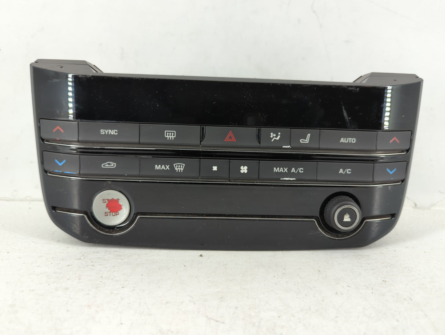 2016 Jaguar Xe Climate Control Module Temperature AC/Heater Replacement P/N:GX63-18C858-RE Fits OEM Used Auto Parts - Oemuse