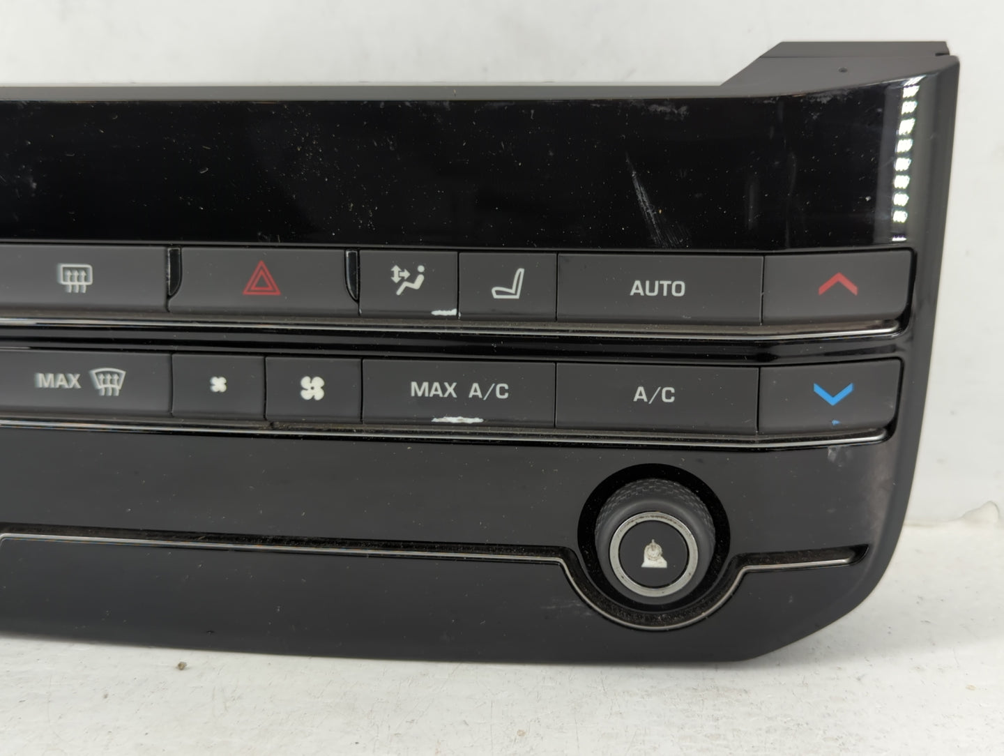 2016 Jaguar Xe Climate Control Module Temperature AC/Heater Replacement P/N:GX63-18C858-RE Fits OEM Used Auto Parts - Oemuse