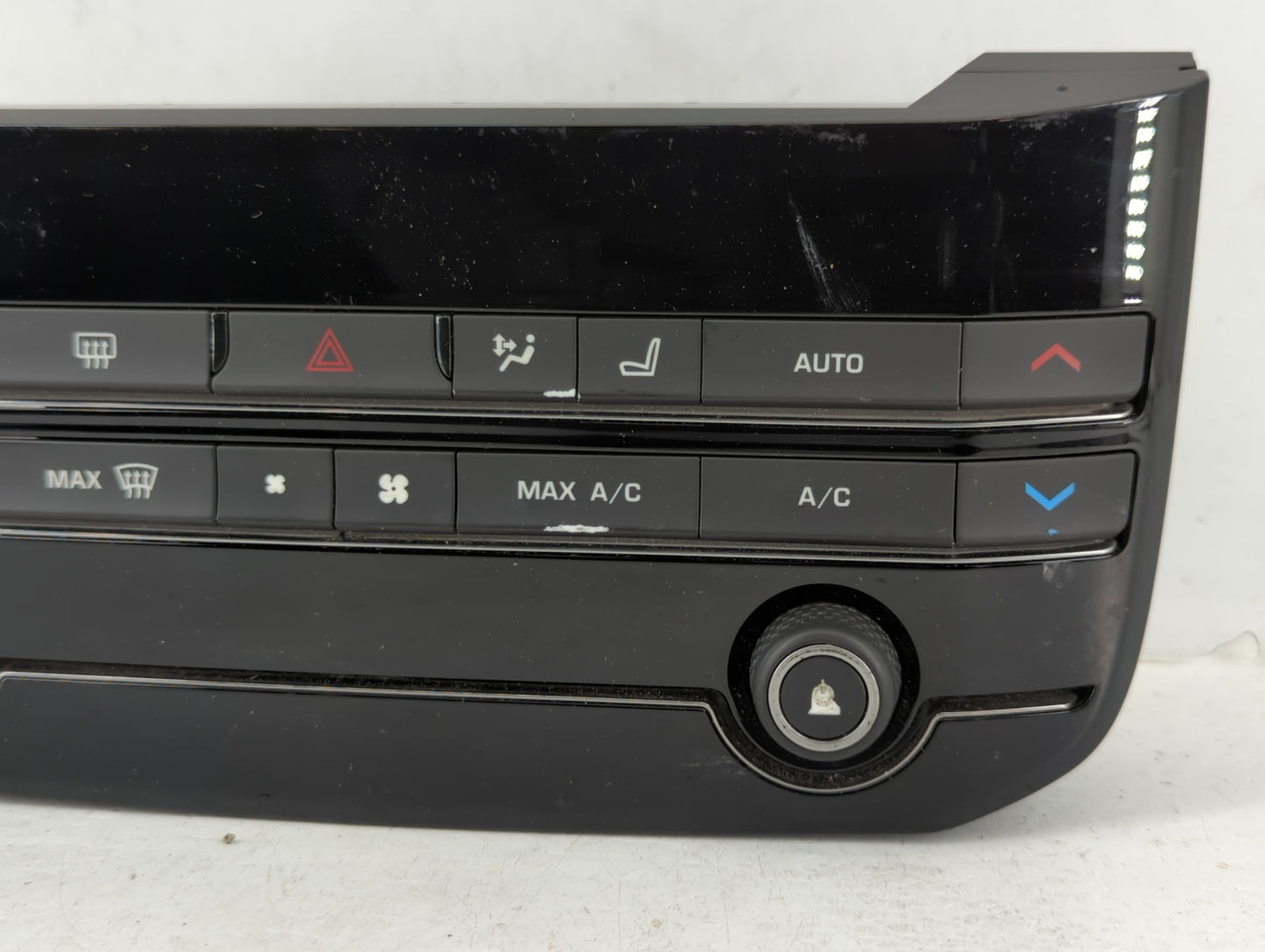 2016 Jaguar Xe Climate Control Module Temperature AC/Heater Replacement P/N:GX63-18C858-RE Fits OEM Used Auto Parts - Oemuse