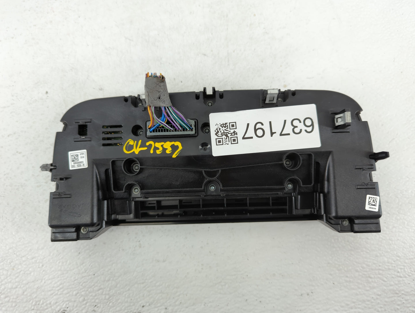 2016 Jaguar Xe Climate Control Module Temperature AC/Heater Replacement P/N:GX63-18C858-RE Fits OEM Used Auto Parts - Oemuse