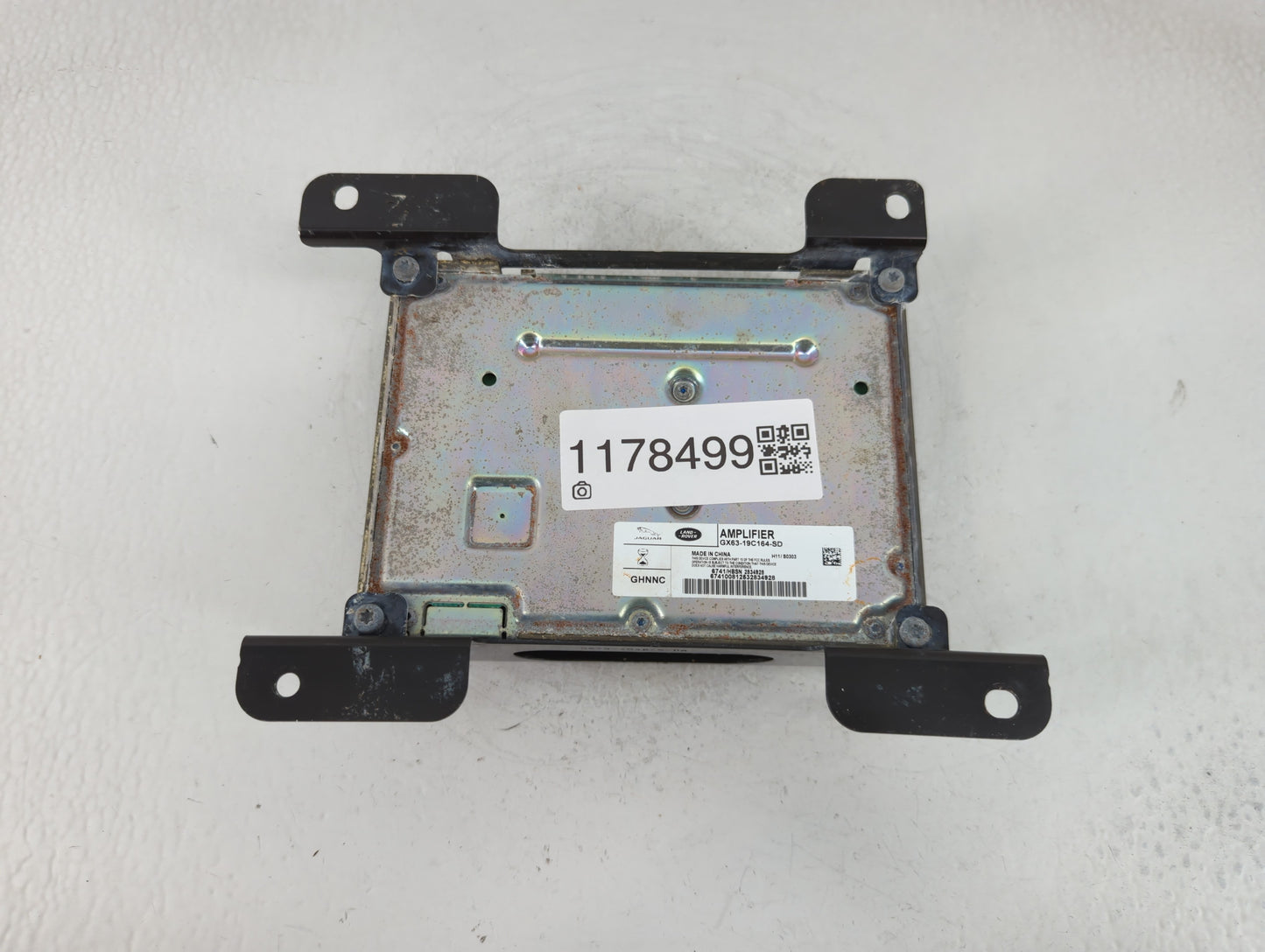 2016-2017 Jaguar Xf Radio AM FM Cd Player Receiver Replacement P/N:GX63-19C164-SD Fits Fits 2016 2017 OEM Used Auto Parts - 