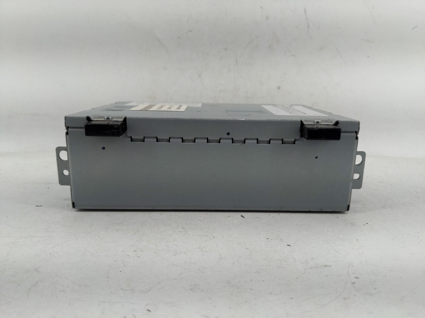 2016 Jaguar Xf Radio AM FM Cd Player Receiver Replacement P/N:GX63-18K812-DG Fits OEM Used Auto Parts - Oemusedautoparts1.co