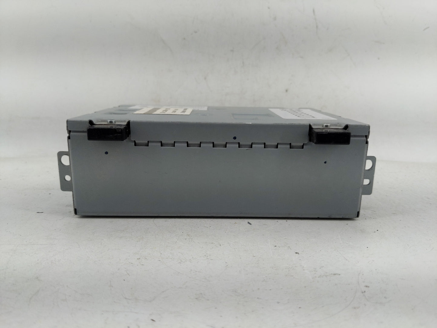 2016 Jaguar Xf Radio AM FM Cd Player Receiver Replacement P/N:GX63-18K812-DG Fits OEM Used Auto Parts - Oemusedautoparts1.co