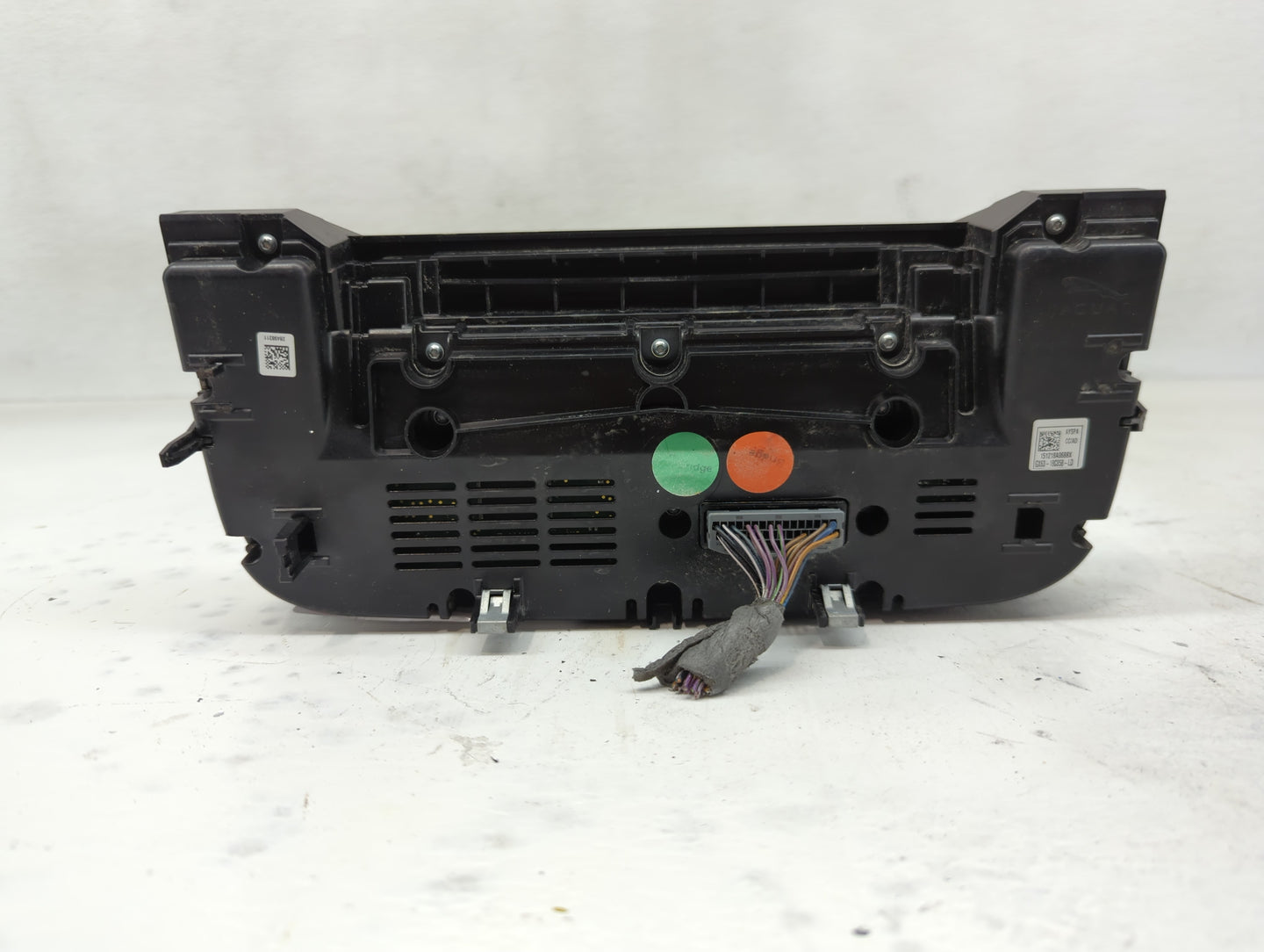 2016-2017 Jaguar Xf Climate Control Module Temperature AC/Heater Replacement P/N:GX63-18C858-LD Fits Fits 2016 2017 OEM Used