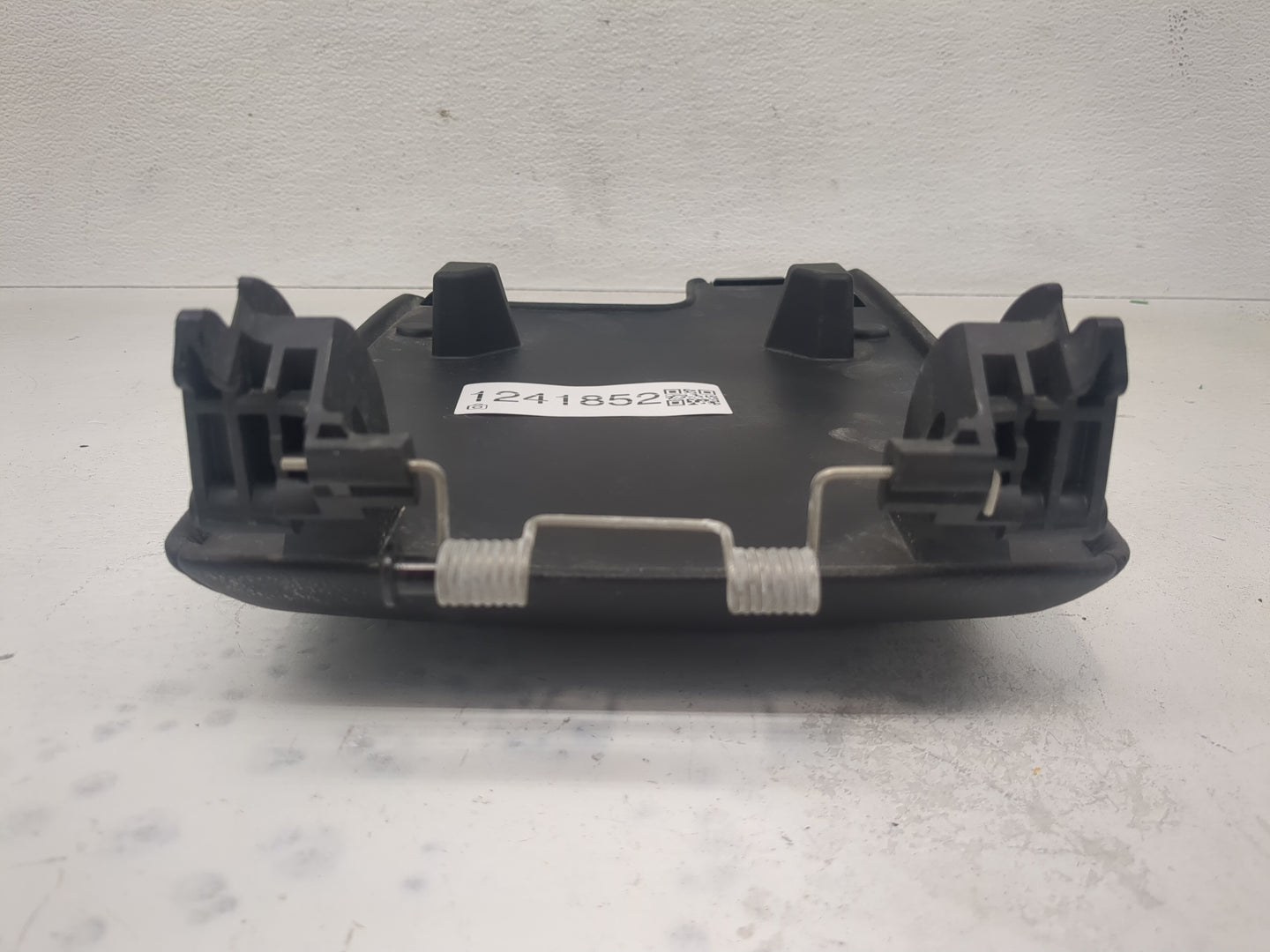 2016 Jaguar Xf Center Console Armrest Cover Lid Fits OEM Used Auto Parts - Oemusedautoparts1.com