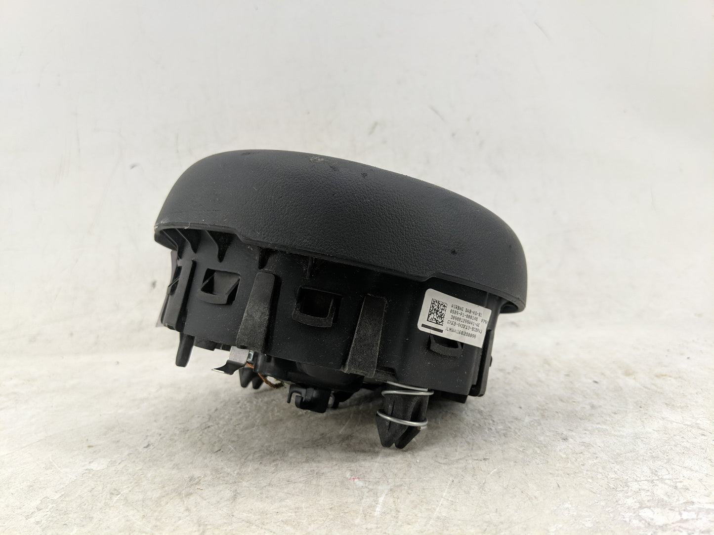2016-2017 Jaguar Xf Air Bag Driver Left Steering Wheel Mounted - Oemusedautoparts1.com