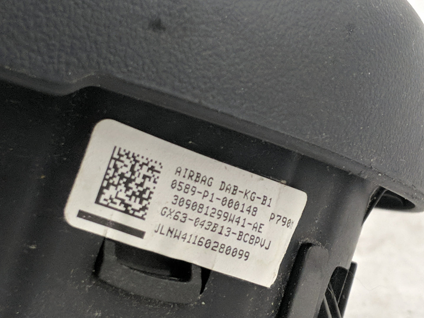 2016-2017 Jaguar Xf Air Bag Driver Left Steering Wheel Mounted - Oemusedautoparts1.com