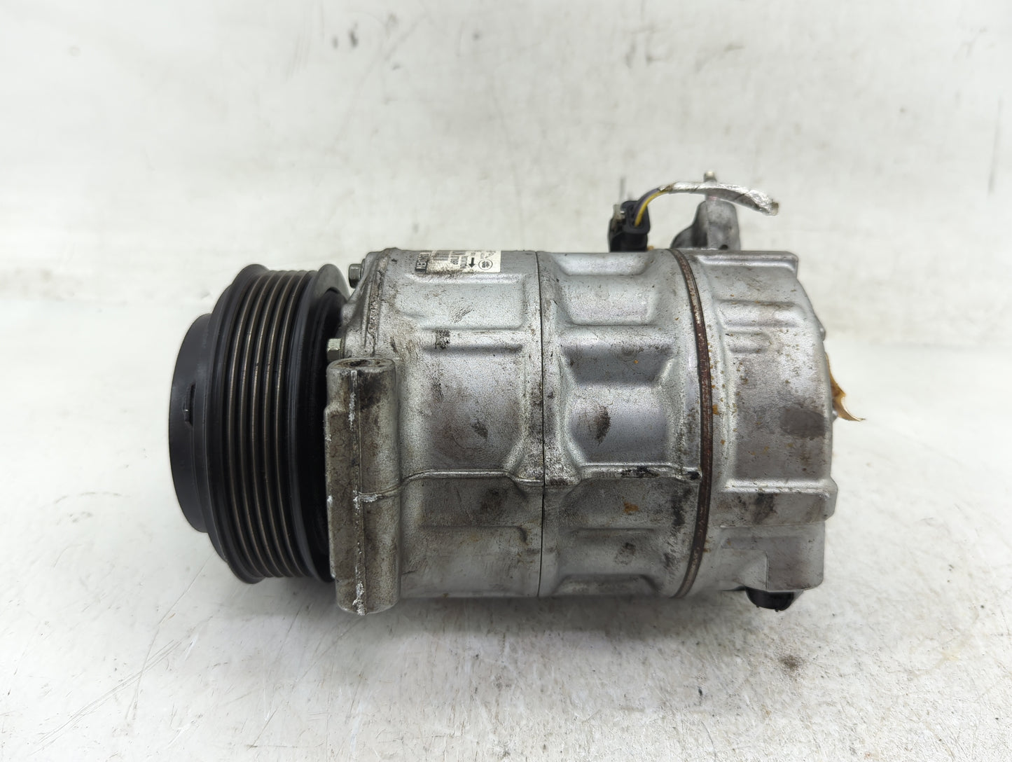 2016-2019 Jaguar Xf Air Conditioning A/c Ac Compressor Oem - Oemusedautoparts1.com