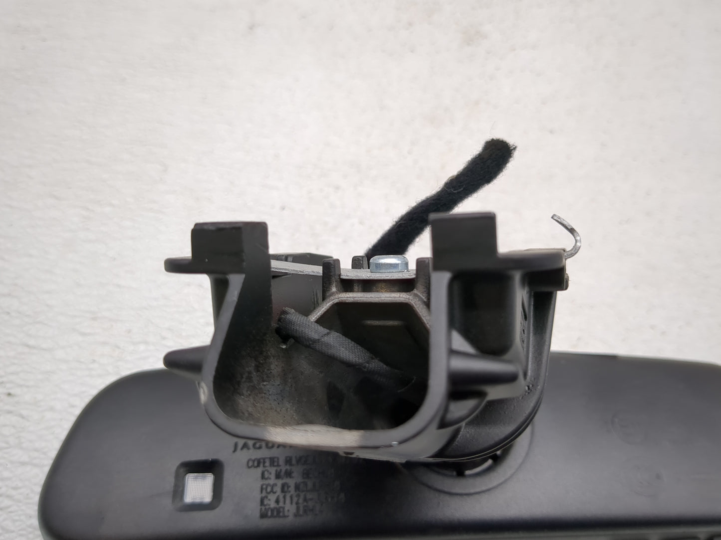 2016-2018 Jaguar Xf Interior Rear View Mirror Replacement OEM P/N:4112A-JLRHL4 Fits Fits 2015 2016 2017 2018 2019 OEM Used A