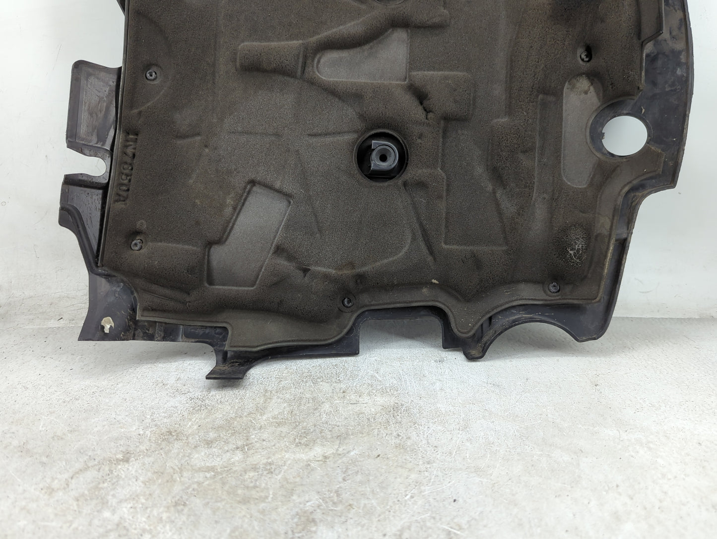2016 Jaguar Xf Engine Cover - Oemusedautoparts1.com