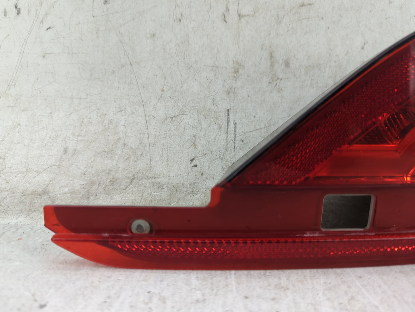 2016-2019 Jaguar Xf Tail Light Assembly Driver Left OEM Fits Fits 2016 2017 2018 2019 OEM Used Auto Parts - Oemusedautoparts
