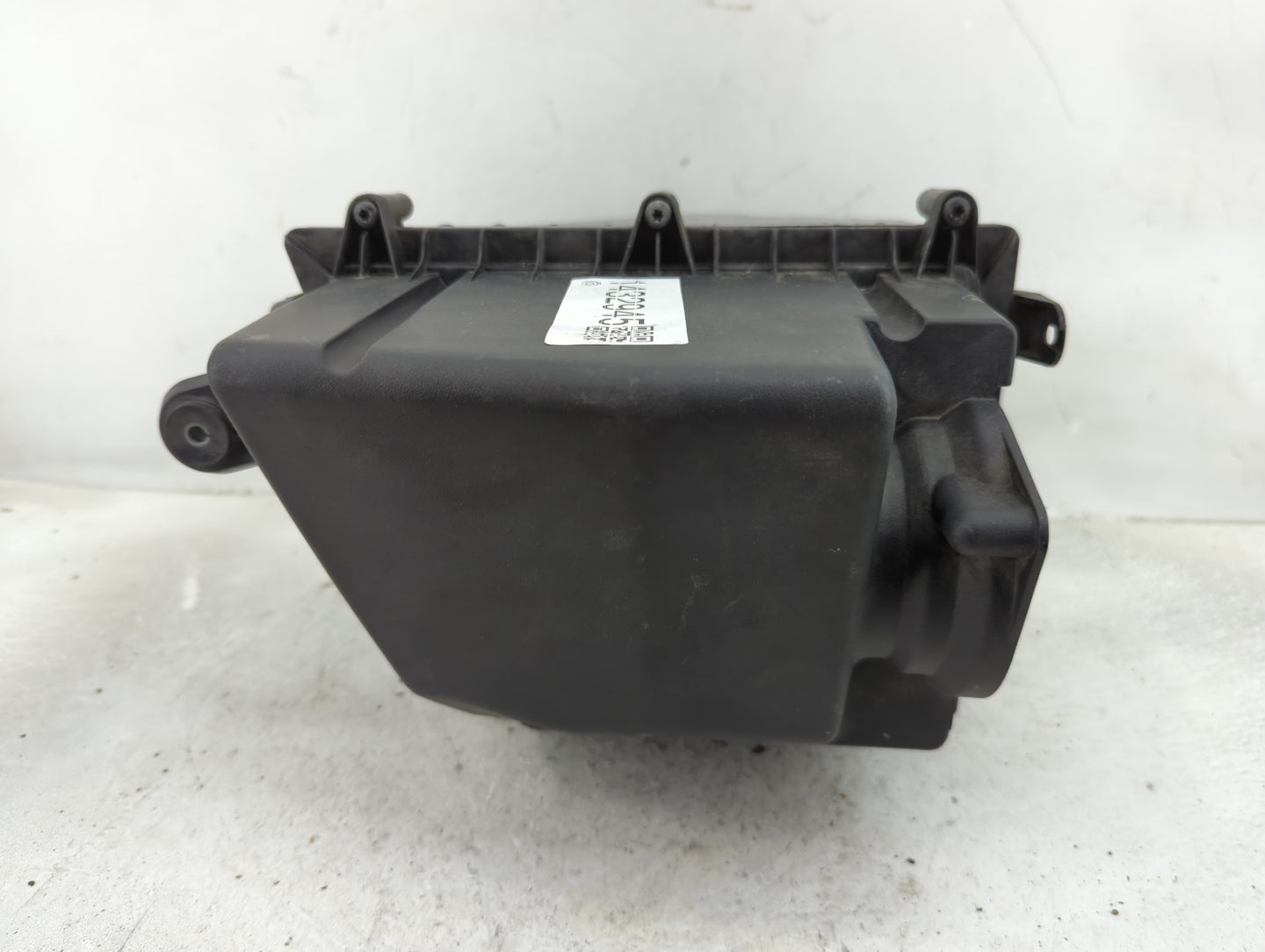 2016-2019 Jaguar Xf Air Cleaner Intake-duct Hose Tube - Oemusedautoparts1.com