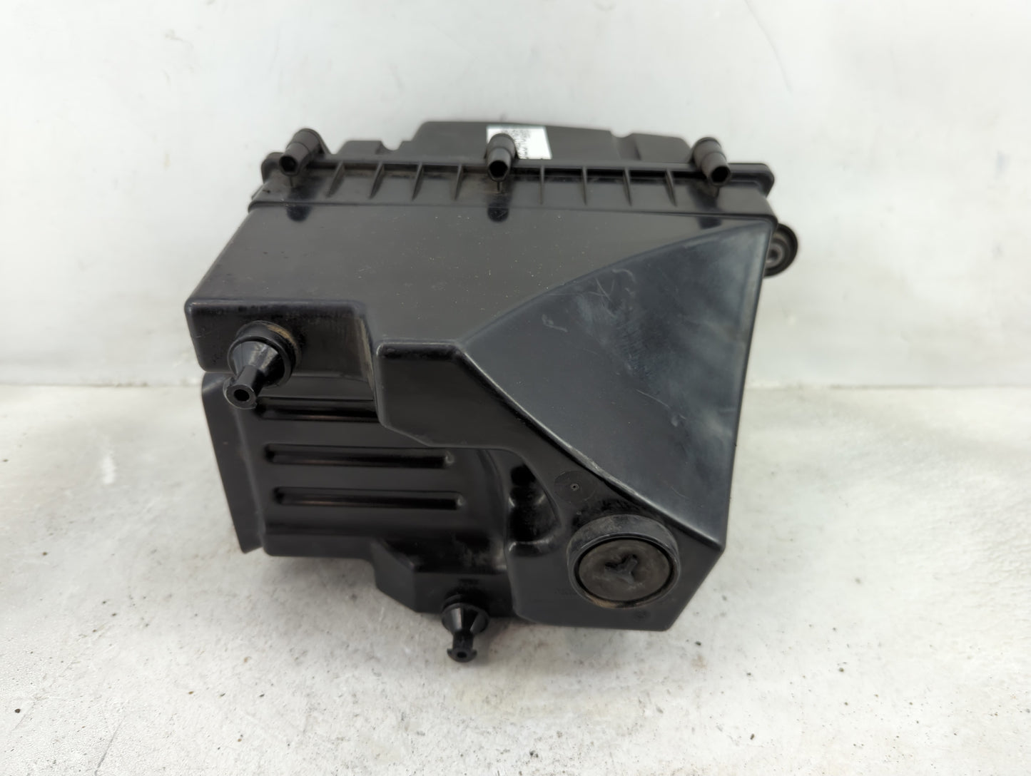 2016-2019 Jaguar Xf Air Cleaner Intake-duct Hose Tube - Oemusedautoparts1.com