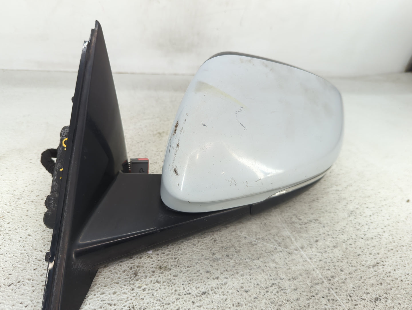 2016-2019 Jaguar Xf Driver Side View Mirror - Left Door Mirror OEM Used - Oemusedautoparts1.com