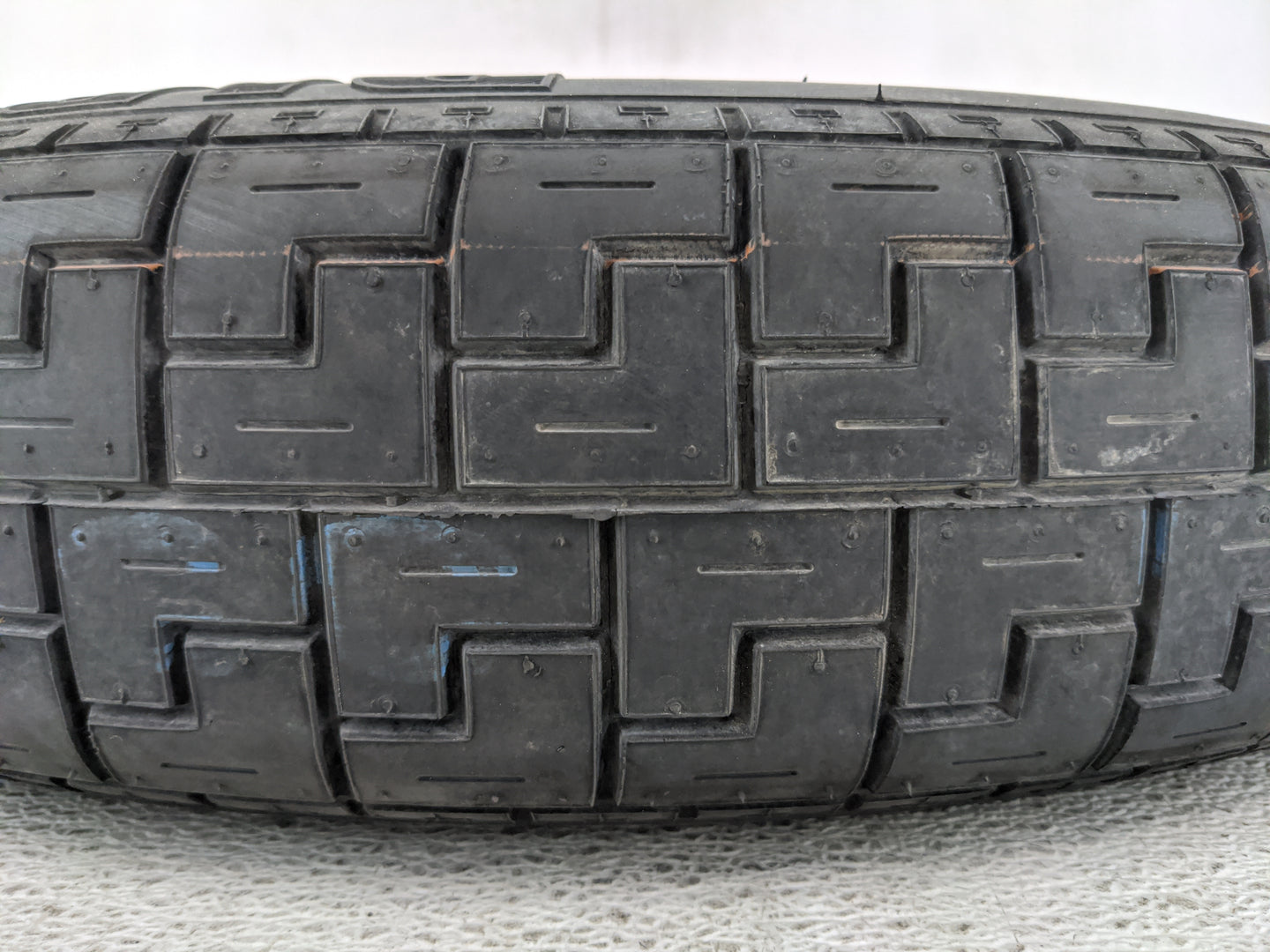 2009-2022 Jaguar Xf Spare Donut Tire Wheel Rim Oem 1455326 - Oemusedautoparts1.com
