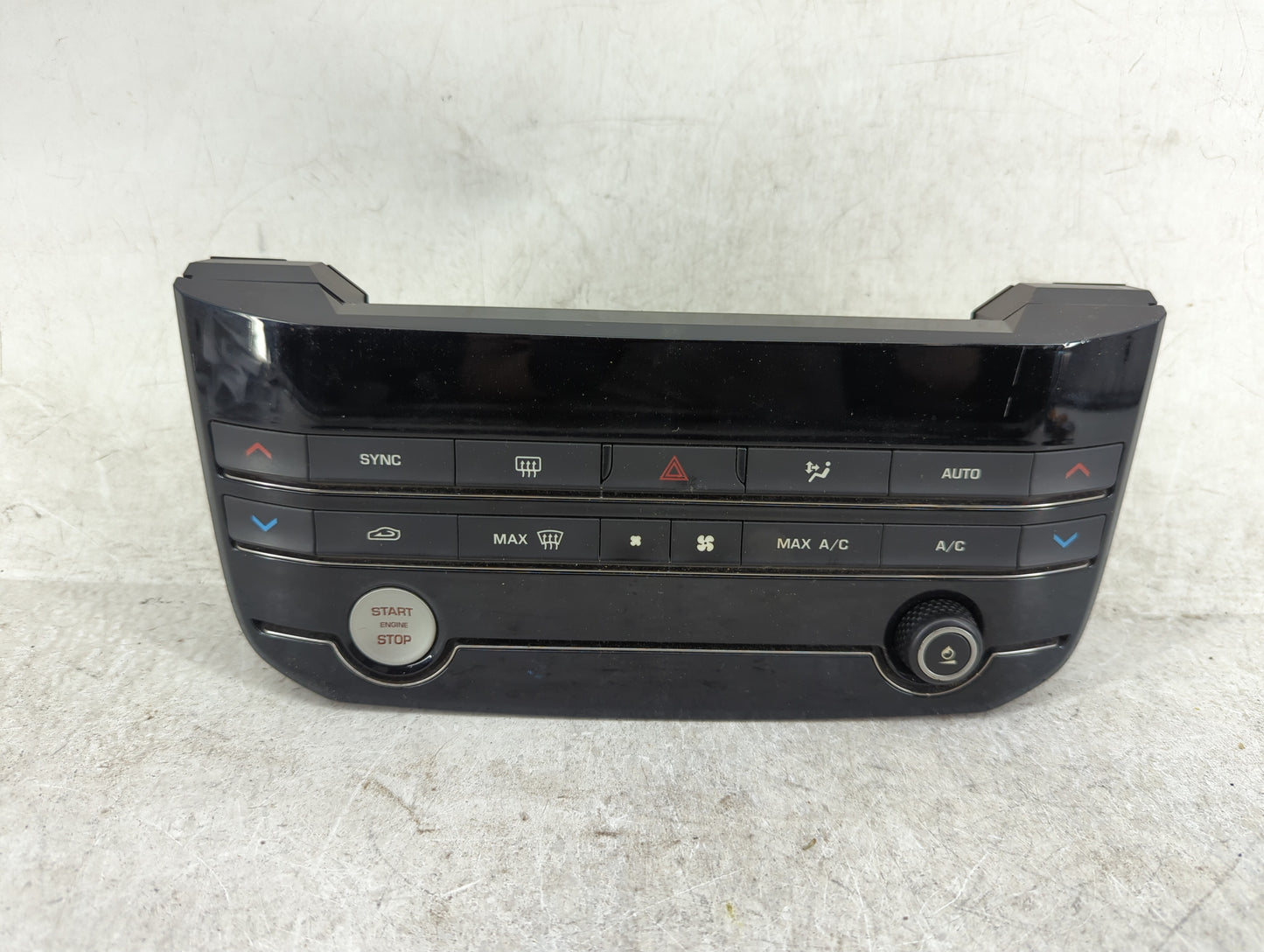 2016-2017 Jaguar Xf Climate Control Module Temperature AC/Heater Replacement P/N:GX63-18C858-LD Fits Fits 2016 2017 OEM Used