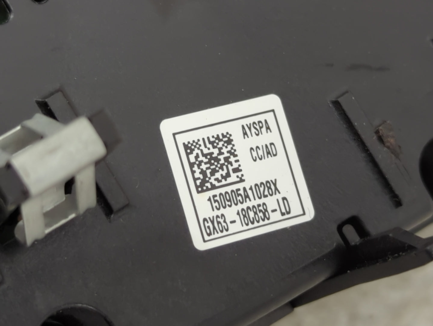 2016-2017 Jaguar Xf Climate Control Module Temperature AC/Heater Replacement P/N:GX63-18C858-LD Fits Fits 2016 2017 OEM Used