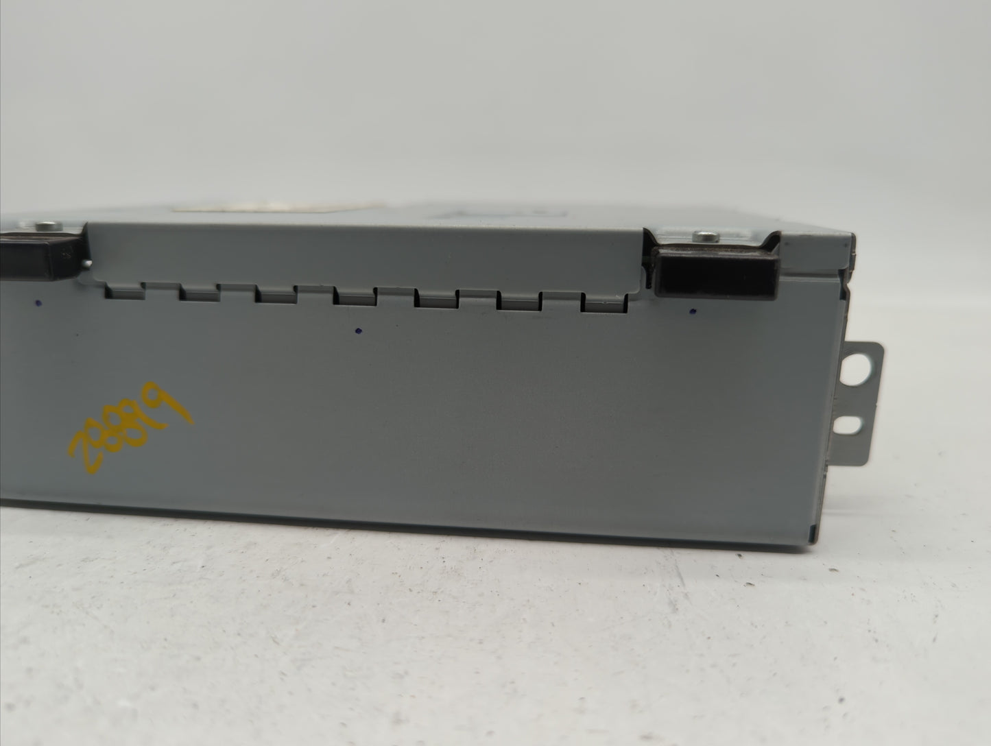 2016-2017 Jaguar Xf Am Fm Cd Player Radio Receiver - Oemusedautoparts1.com
