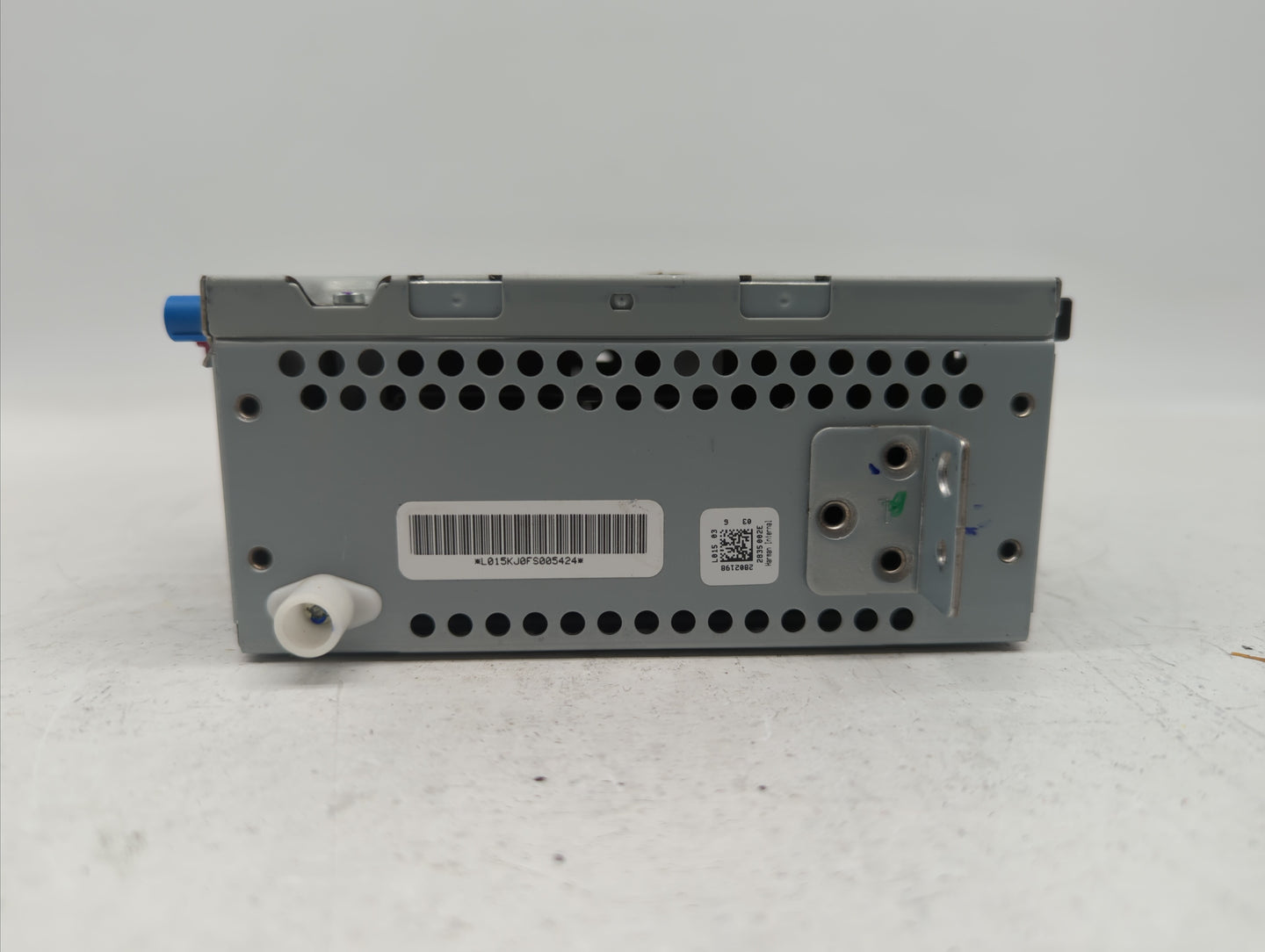 2016-2017 Jaguar Xf Am Fm Cd Player Radio Receiver - Oemusedautoparts1.com