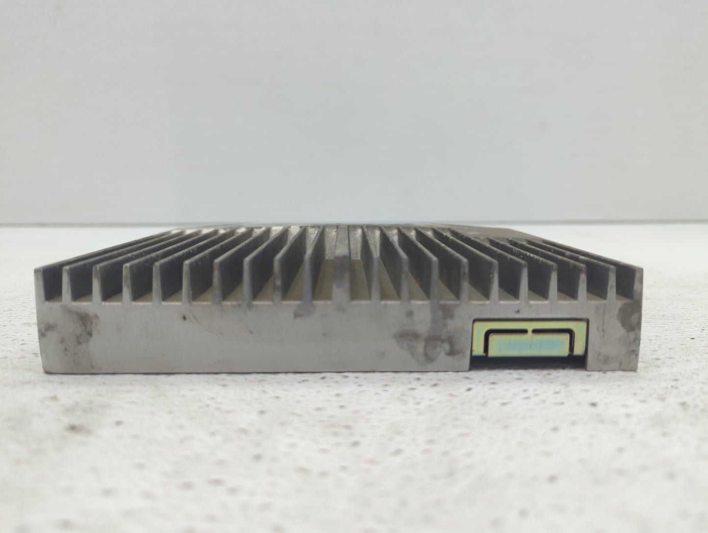 2016-2017 Jaguar Xf Am Fm Cd Player Radio Receiver - Oemusedautoparts1.com