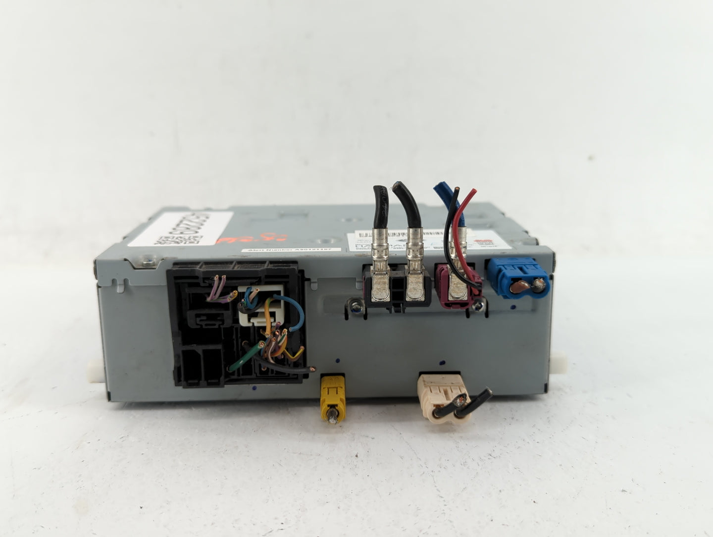 2016-2019 Jaguar Xf Am Fm Cd Player Radio Receiver - Oemusedautoparts1.com