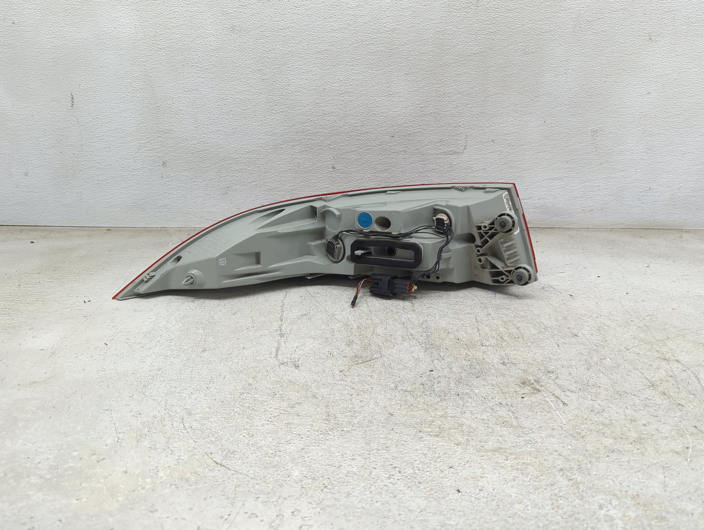 2016-2019 Jaguar Xf Passenger Right Side Deck Lid Mounted Tail Light - Oemusedautoparts1.com